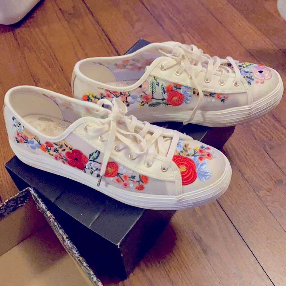 Women Ked Embroidered Triple Kick Rifle Paper